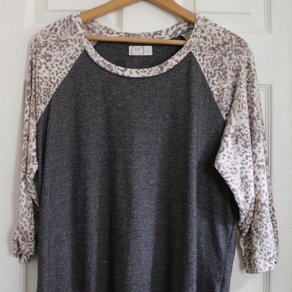 Maurices Gray and Cream Leopard Print Top - Picture 1 of 11